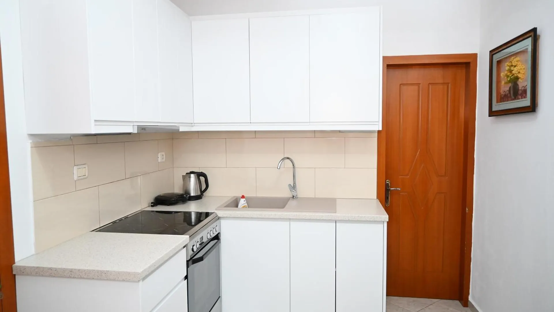 Vila Bilbil Ксамил 0*,