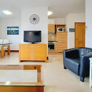 apartment-carica.hotels-in-trogir.com/