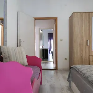 apartment-helena-zadar.hotelinzadar.com/
